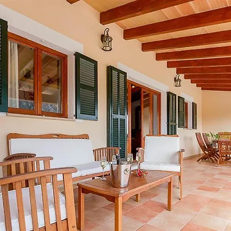 Sleeps 6 Pool Air Con Wifi Pollenca
